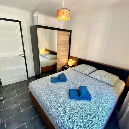 Le Marignan By Scls Locations Apartment *